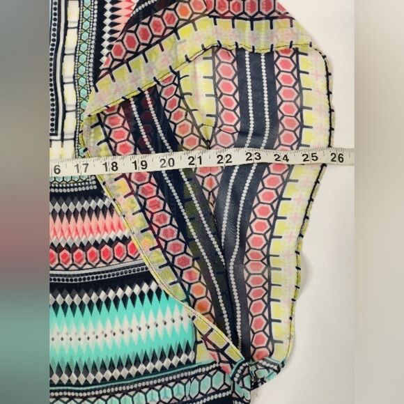 AGB Sheer Blouse Top Meduim Geometric Design Vneck Pink Yellow Green Blue White - Picture 8 of 16